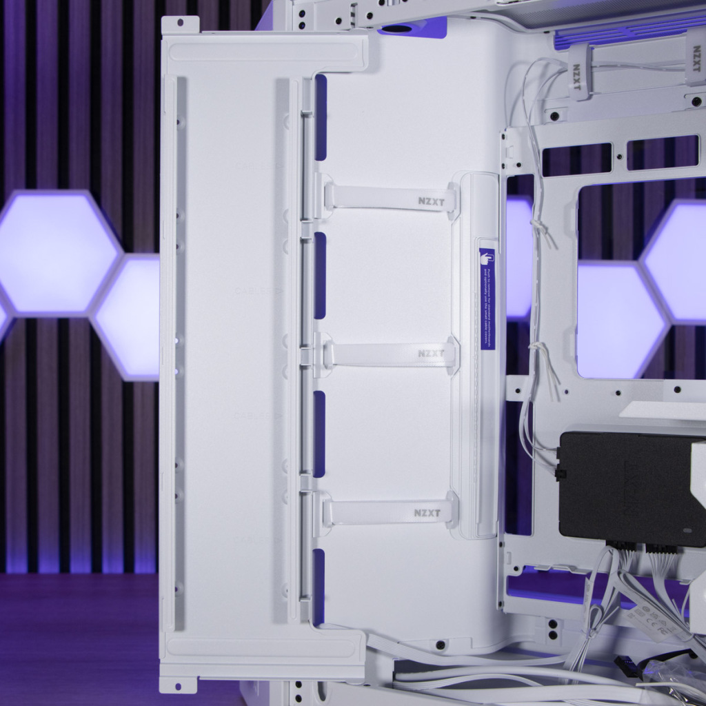 NZXT H9 Flow RGB+ support 4 SSD
