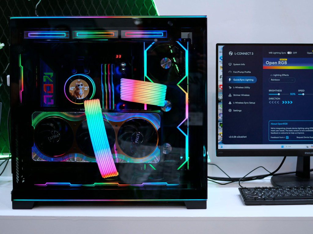 Lian Li présente les AIO de la série HYDROSHIFT II LCD-C au Computex 2025 6 UNI FAN SL INFINITY Wireless show