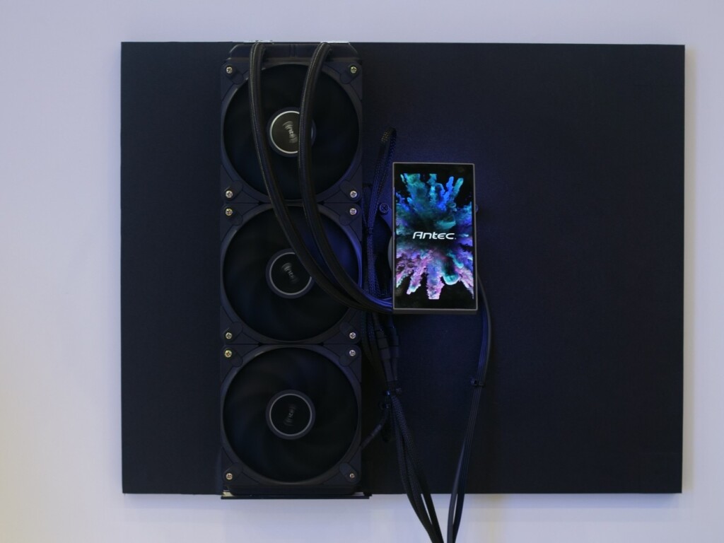 Antec impressionne au COMPUTEX 2025 avec le Nine Hundred et le Vortex View 8 antec Vortex View black