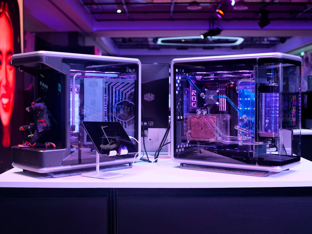 Cooler Master MasterFrame 360 Panoramic : vitrine modulaire ou vitrine marketing ? 5 cooler master MasterFrame 360 Panoramic 01