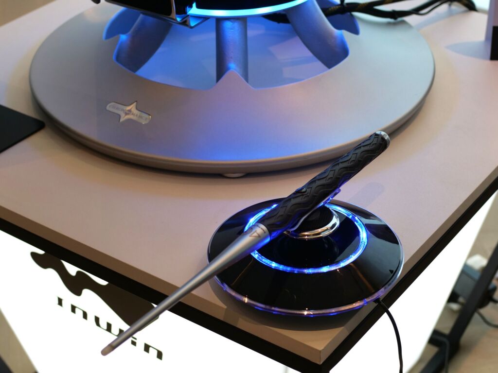 ChronoMancy, le boîtier-trophée d’InWin pour ses 40 ans au COMPUTEX 2025 12 inwin COMPUTEX 2025 chronomancy 05