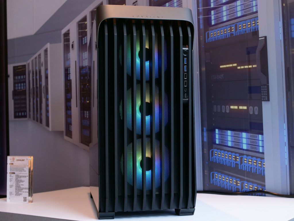 InWin Covalent : un full tower massif aperçu au Computex 2025 5 inwin covalent 02