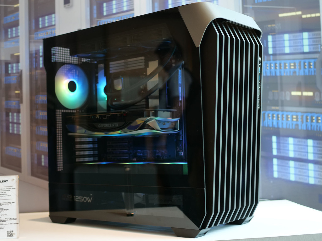 InWin Covalent : un full tower massif aperçu au Computex 2025 4 inwin covalent 04
