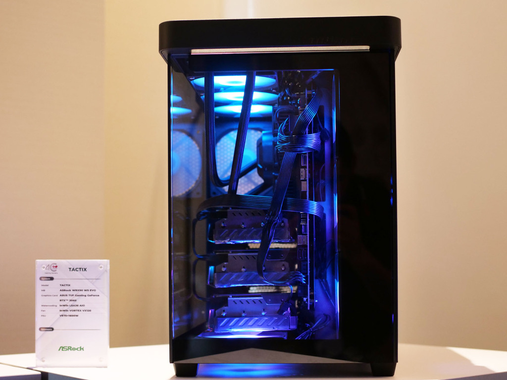 InWin Tactix : compact, nerveux et prêt pour le multi-GPU – vu au Computex 2025 4 inwin tactix 02