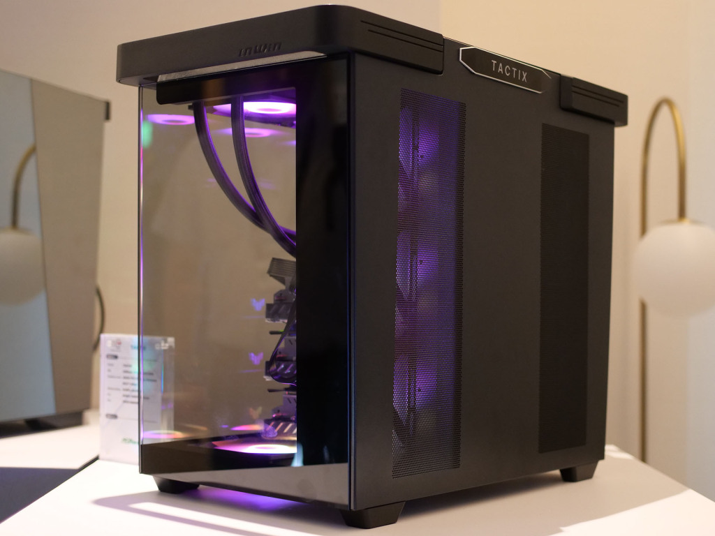 InWin Tactix : compact, nerveux et prêt pour le multi-GPU – vu au Computex 2025 6 inwin tactix 03