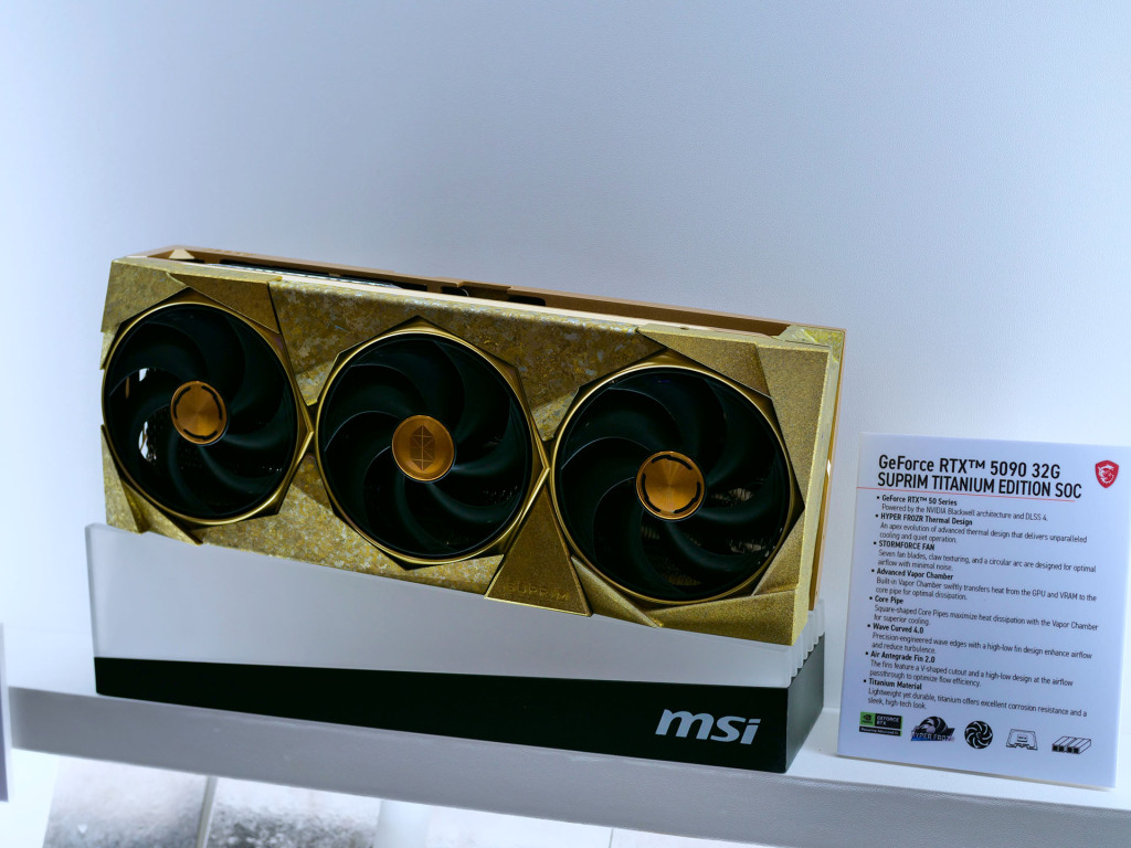 MSI RTX 50 : Designs rétro et innovations au Computex 2025 2 msi rtx 5090 SUPRIM Titanium SOC