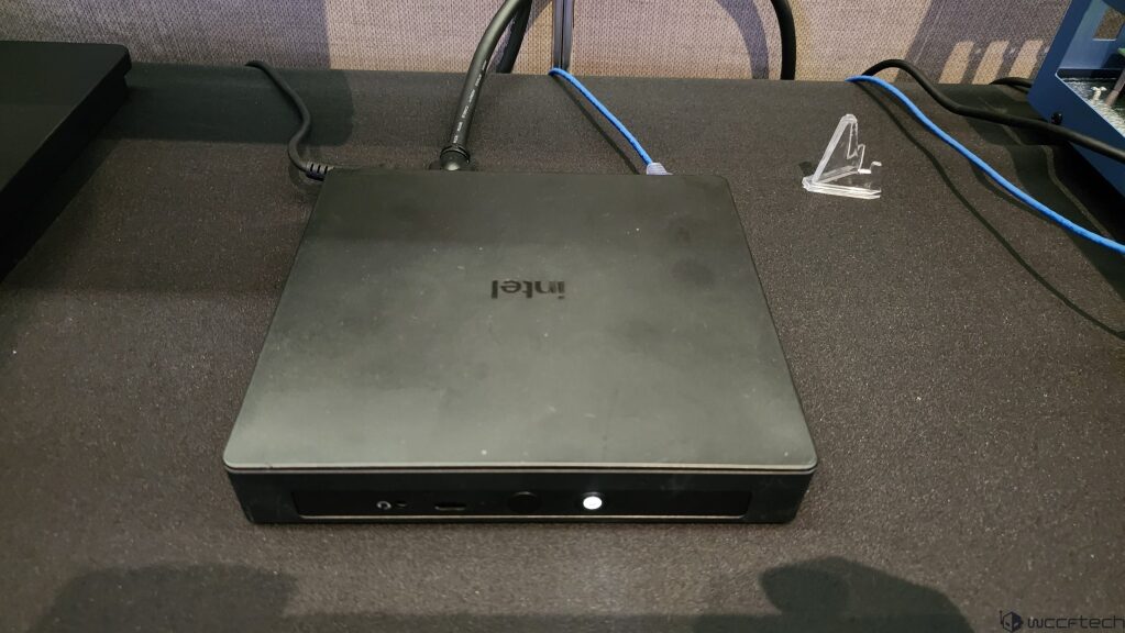Intel Panther Lake CPUs: Un Premier Aperçu au Computex 2025 3 processeur intel panther lake show 01