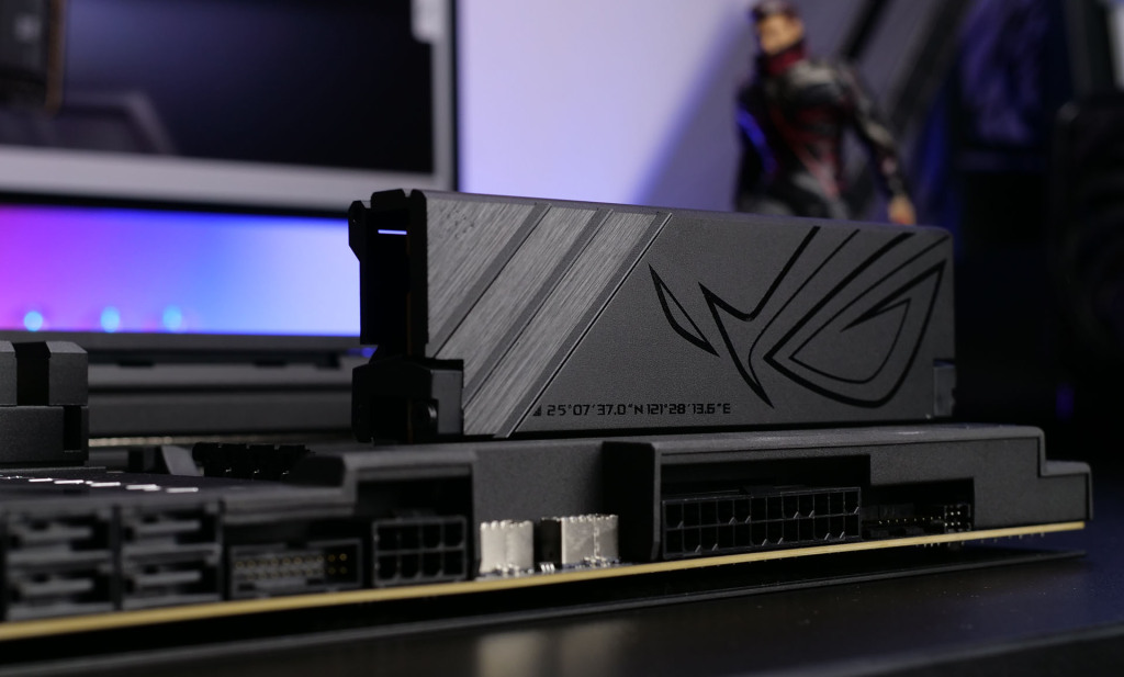 rog crosshair x870e extreme ROG Q DIMM 2 05