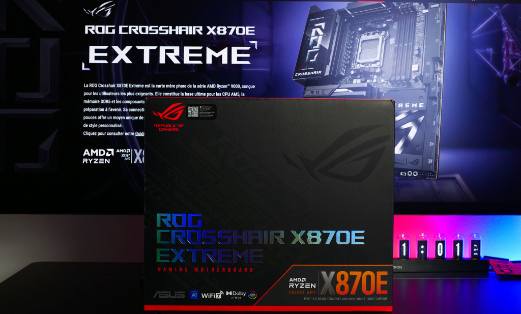 rog crosshair x870e extreme box 01