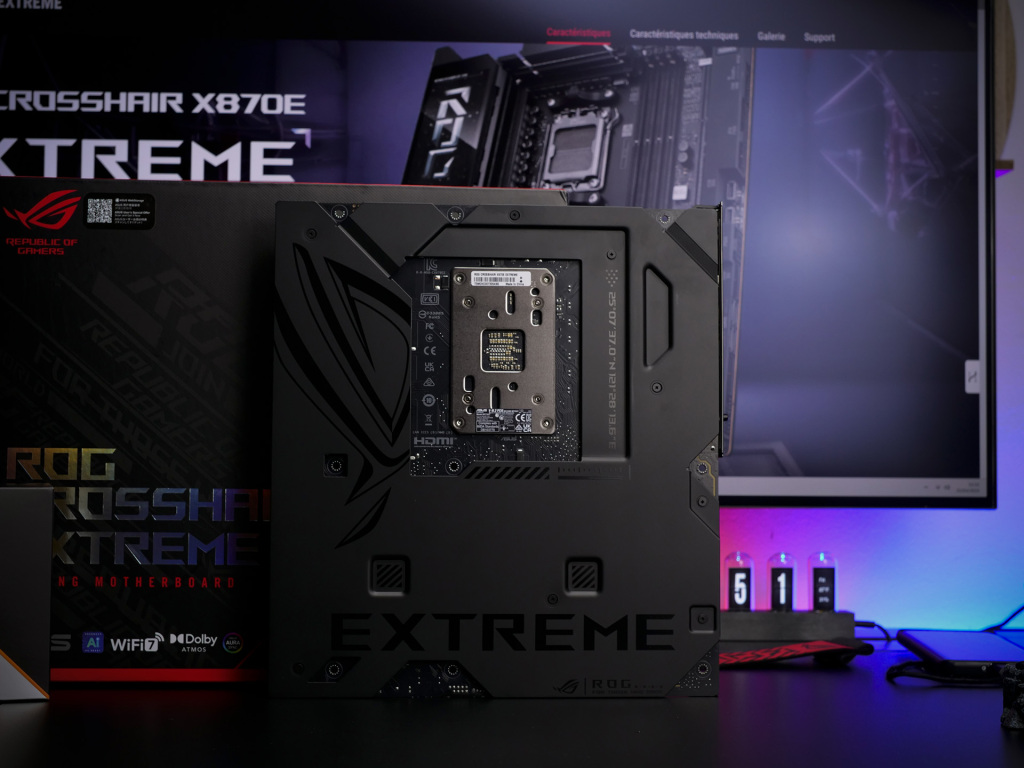 rog crosshair x870e extreme demo 05