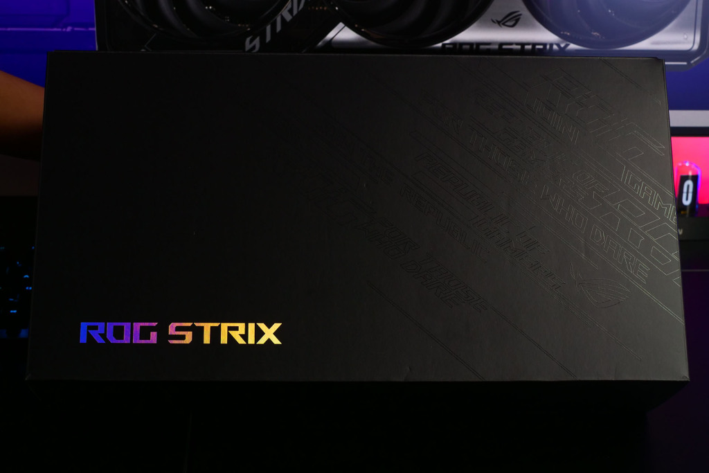 rog strix rtx5070ti o16g gaming box 03