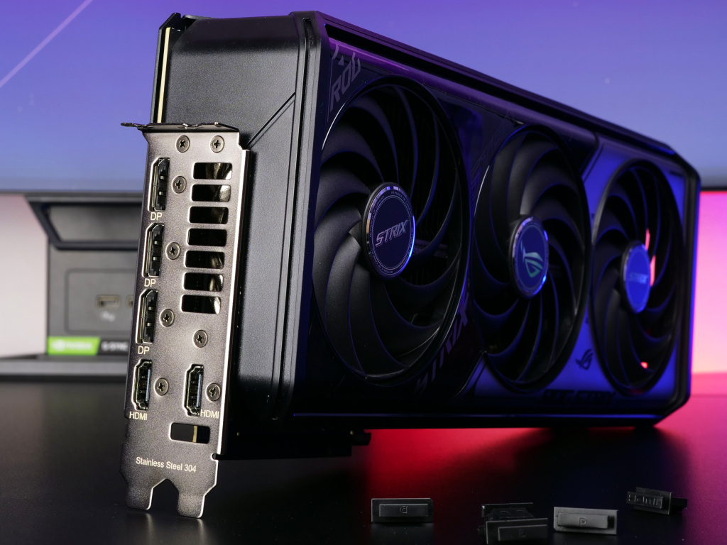 rog strix rtx5070ti o16g ports