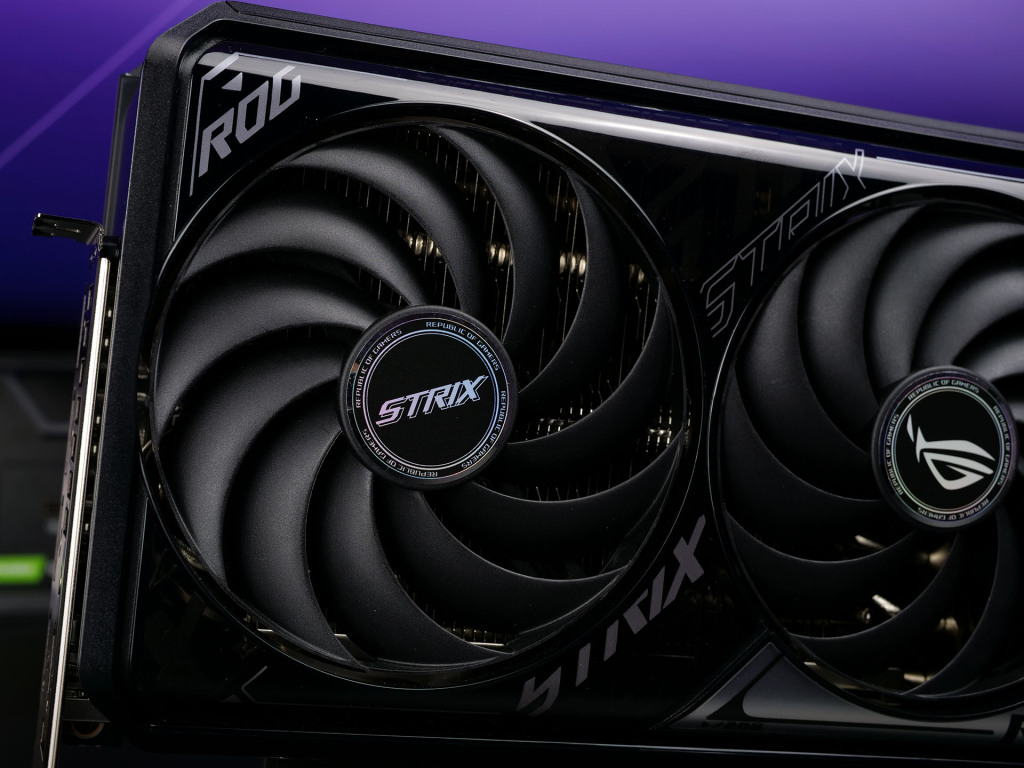 rog strix rtx5070ti o16g ventilateurs axiaux 11 pales 01