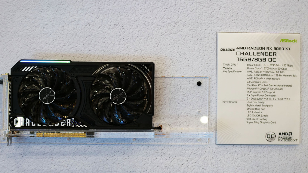 ASRock RX 9060 XT et R9700 Creator : les nouvelles recrues d’AMD dévoilées au COMPUTEX 2025 4 rx 9060 xt challenger 01