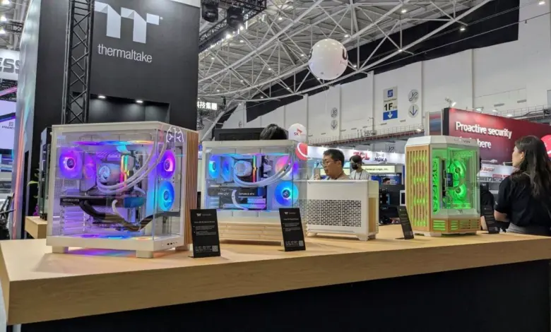 Thermaltake Wood Series : des boîtiers PC au design scandinave splendide pour 2025 1 thermaltake tower wood series Hero