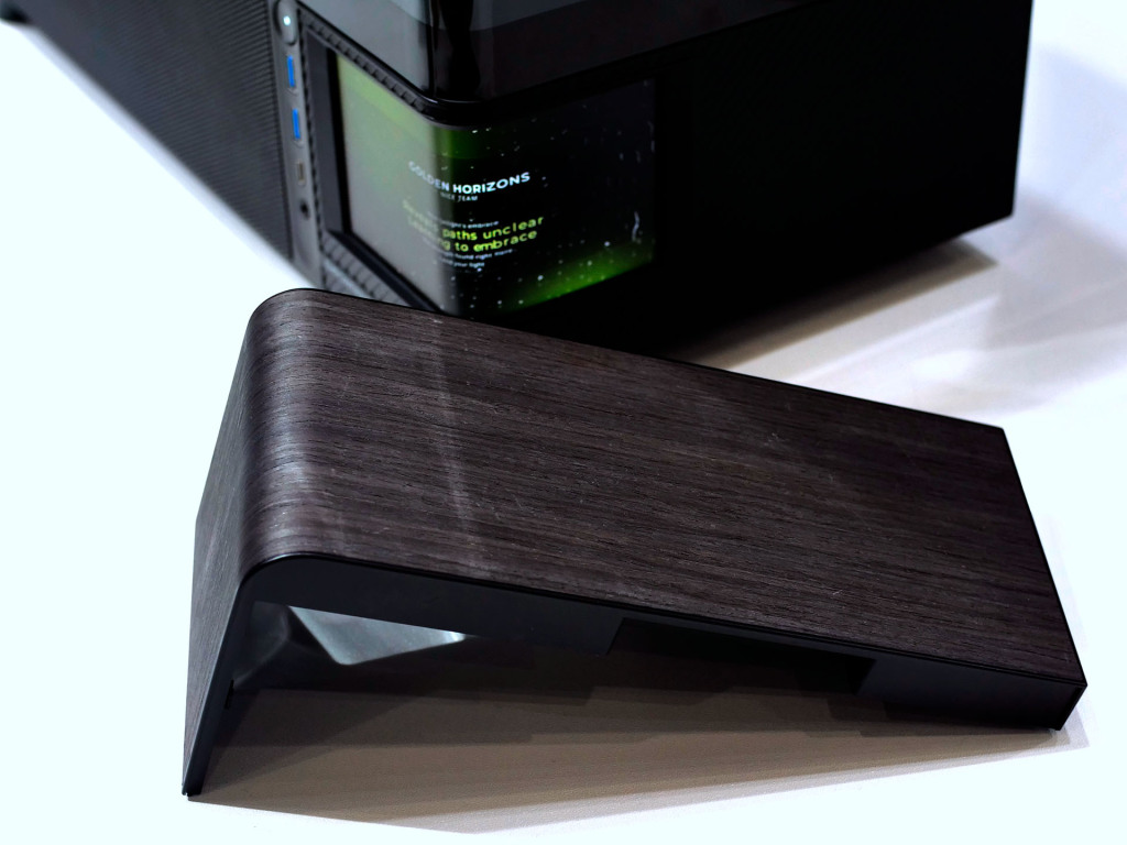 TRYX fait sensation au COMPUTEX avec des produits de pointe 16 tryx arcvision cache