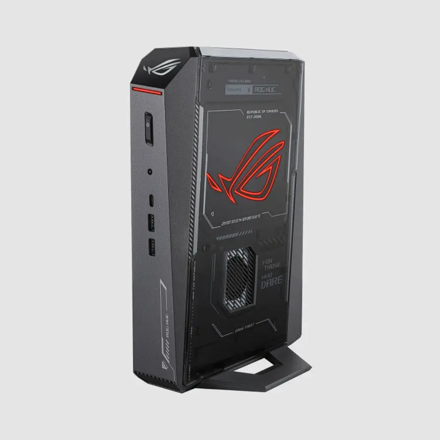 ASUS Republic of Gamers annonce le mini-PC de jeu ROG NUC (2025) 2 ASUS ROG NUC (2025) droit