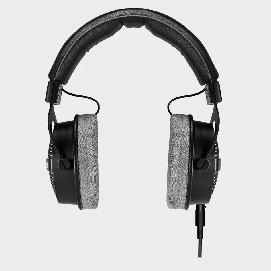 Beyerdynamic met à jour son légendaire casque avec le DT 990 PRO X 5 Beyerdynamic DT 990 PRO X face