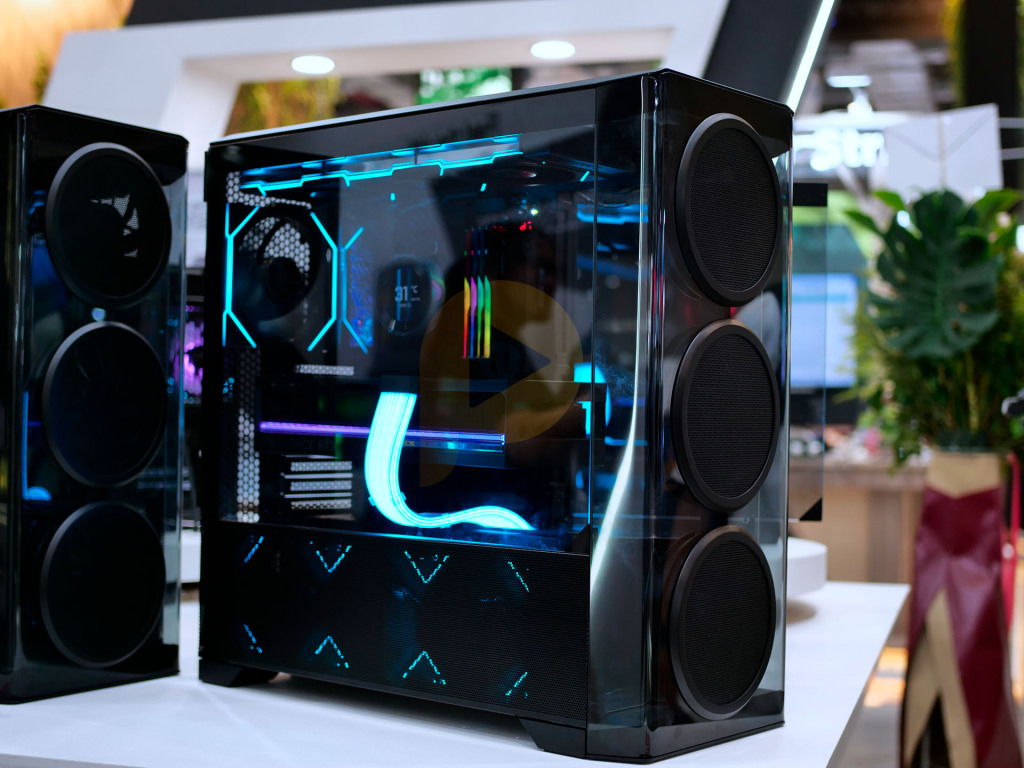 Lian Li au Computex 2025 : boîtiers, refroidissement, alimentation… Toutes les nouveautés dévoilées 3 LANCOOL 4