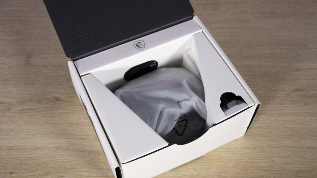 MSI FORCE GC300 Wireless déballage