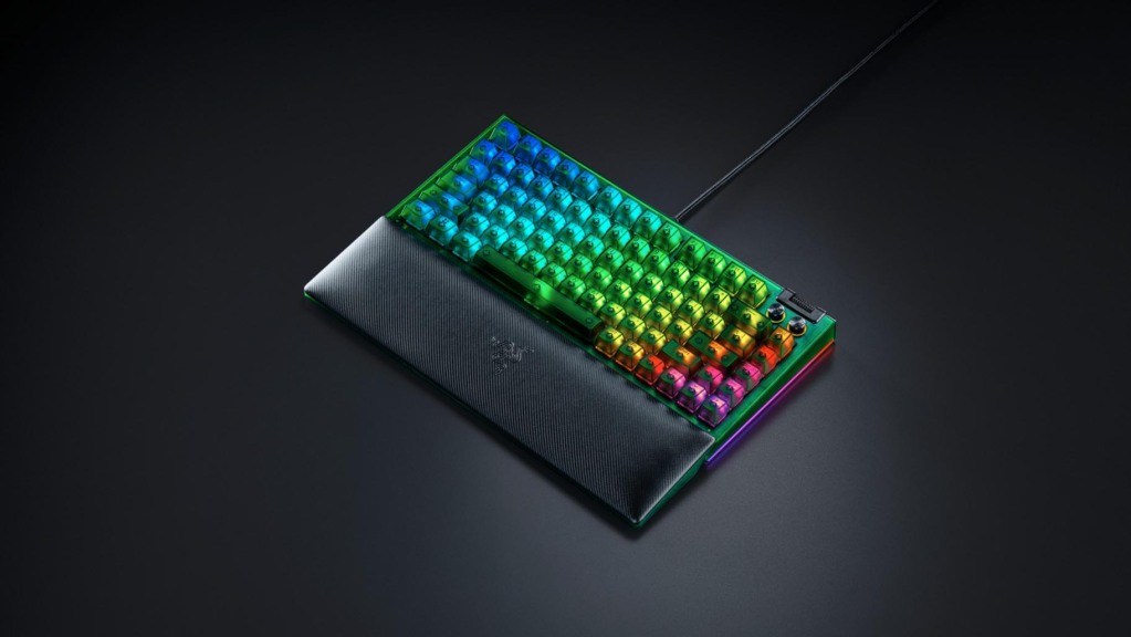 Collection RAZER Phantom : des périphériques translucides 4 Razer Phantom Razer BlackWidow V4