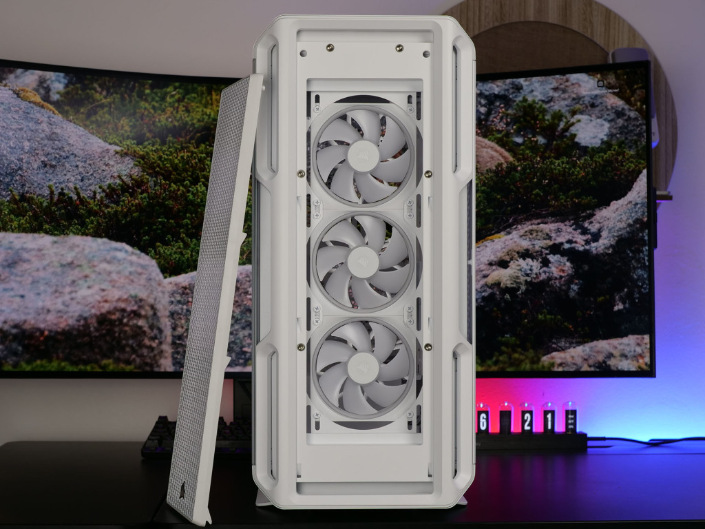 facade du corsair icue link 5000t lx rgb sans panneau