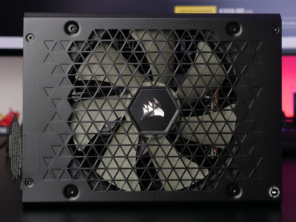 Test CORSAIR HX1500i 2025 : l’alimentation PC ultime ? 8 test corsair hx1500i 03