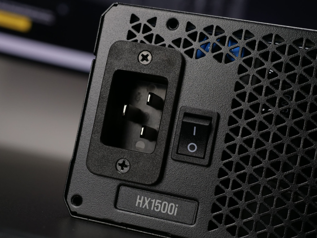 Test CORSAIR HX1500i 2025 : l’alimentation PC ultime ? 21 test corsair hx1500i 07