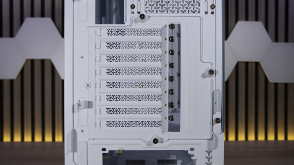 CORSAIR Frame 5000D arière rotation équerres 1