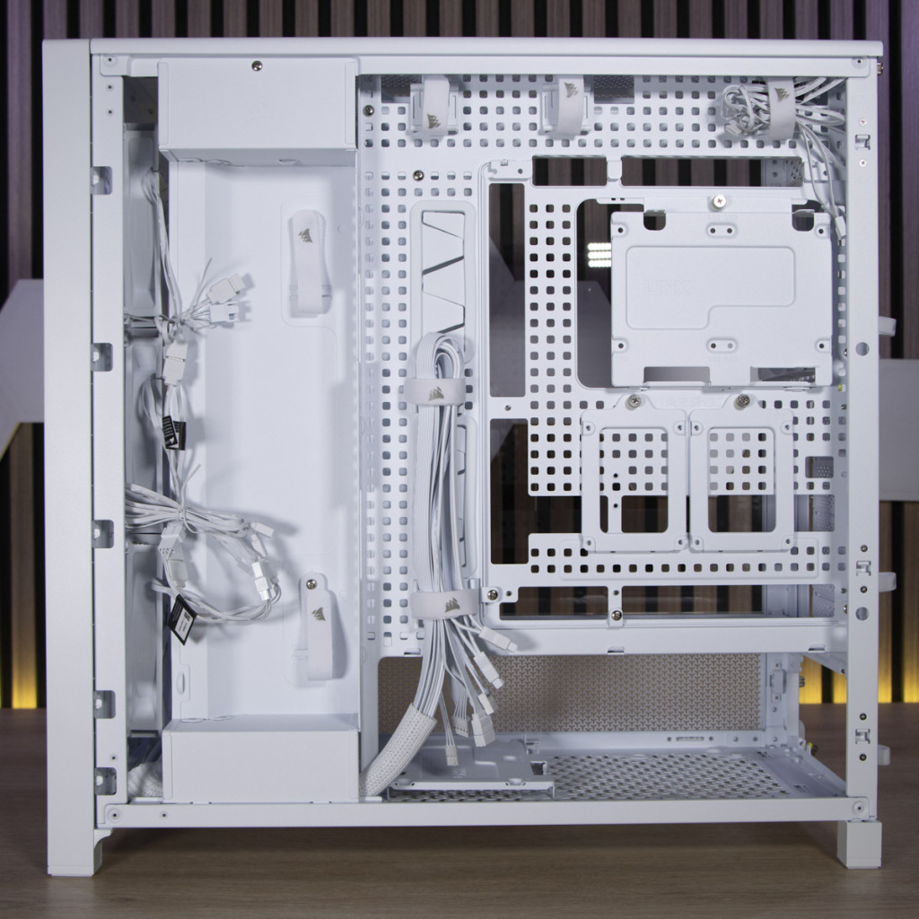 CORSAIR Frame 5000D chambre secondaire