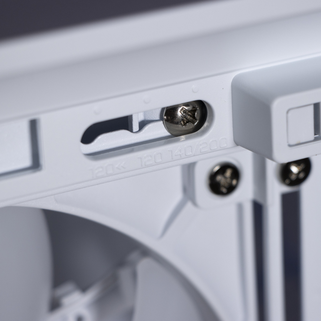 CORSAIR Frame 5000D façade infinirail