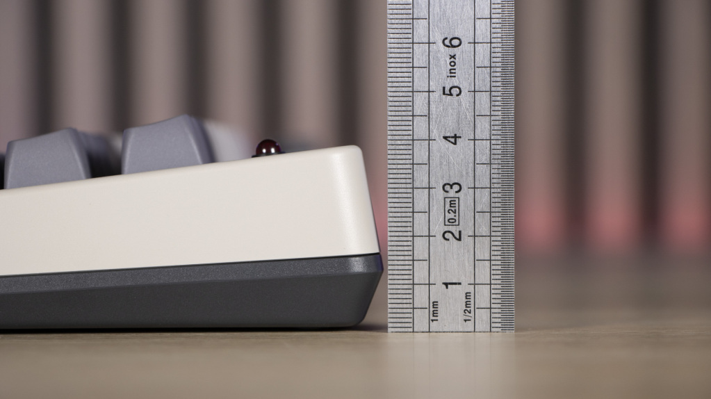 Clavier mécanique rétro 8BitDo hauteur arrière