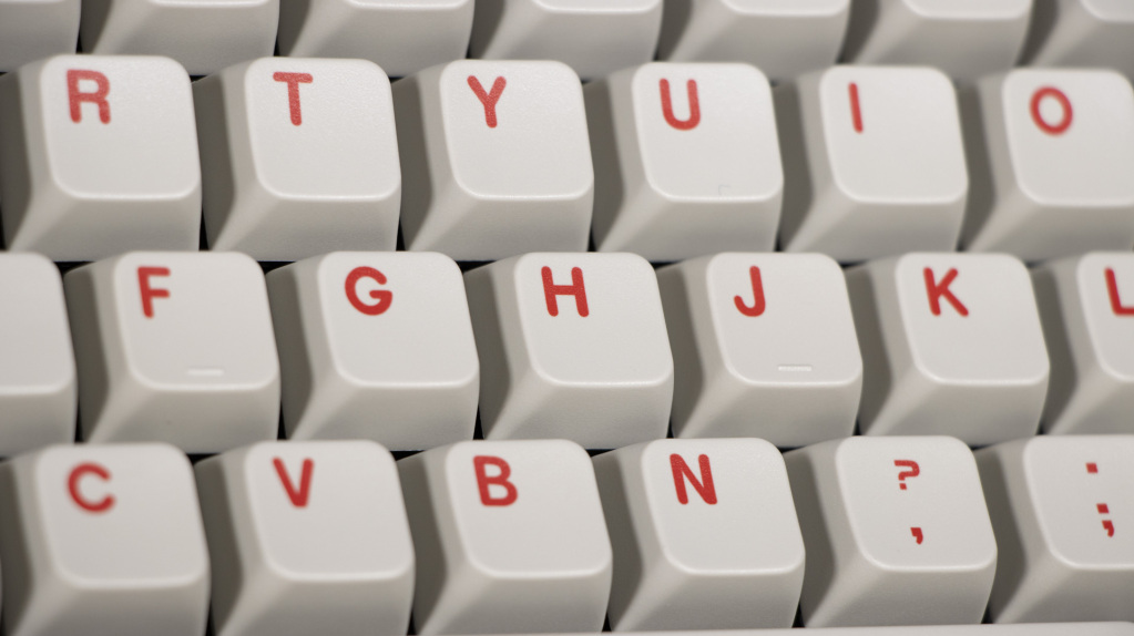 Clavier mécanique rétro 8BitDo légendes 1