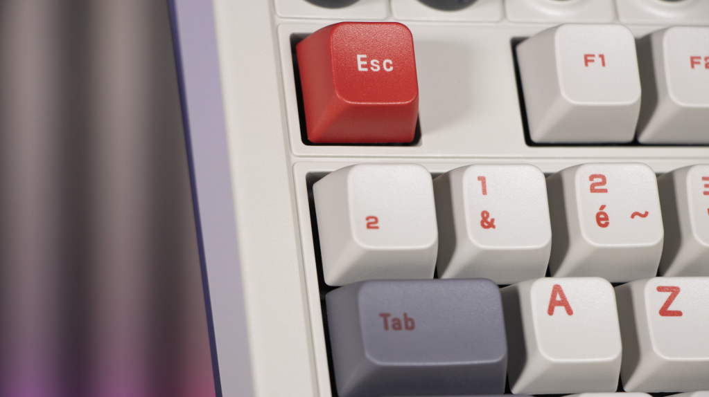 Clavier mécanique rétro 8BitDo plaque supérieure compartimentée 2