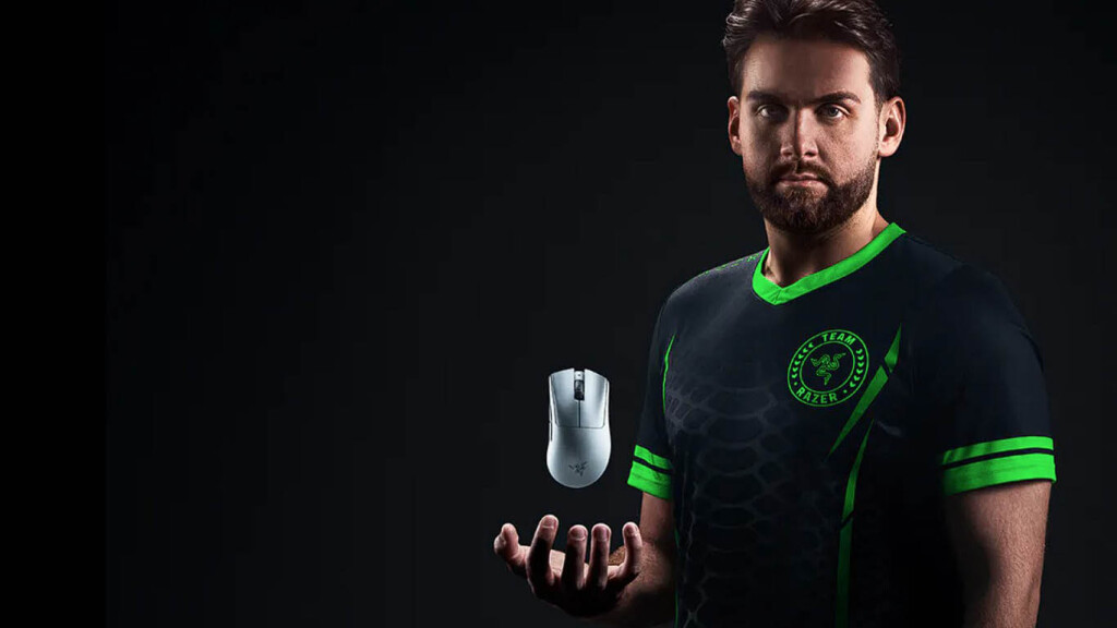 Souris RAZER DeathAdder V4 Pro : seulement 56 grammes et technologie Razer HyperSpeed Wireless Gen-2 5 DeathAdder V4 Pro Niko
