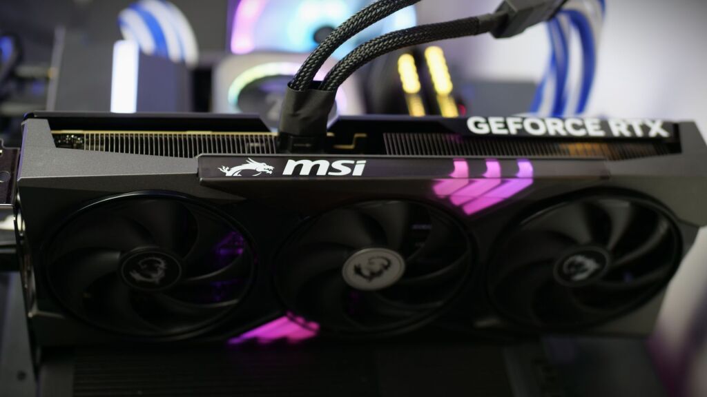 GeForce RTX 5060 Ti 16G GAMING TRIO OC RGB demo 01