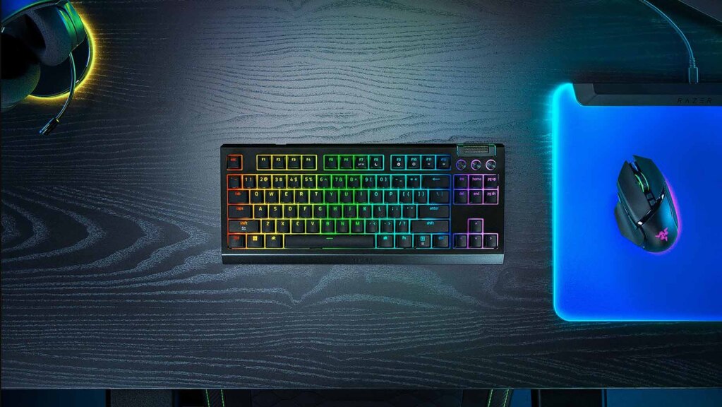 Razer élargit sa gamme de claviers de jeu personnalisés avec le BlackWidow V4 Tenkeyless Hyperspeed 2 Razer BlackWidow V4 Tenkeyless Hyperspeed dessus