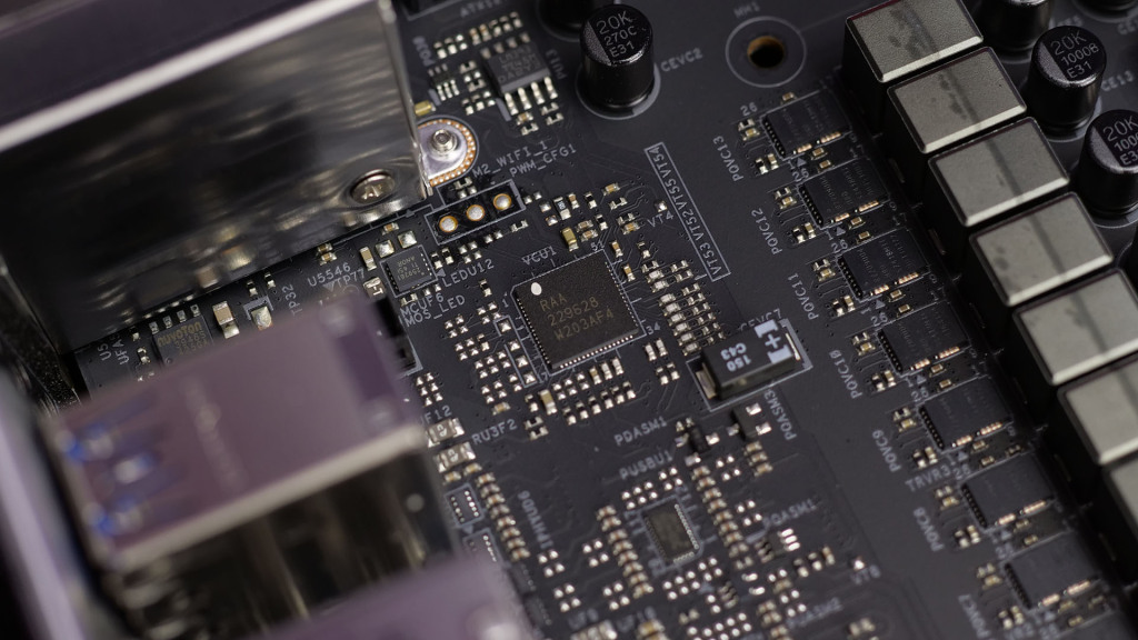 n9 x870e PWM Renesas RAA229628