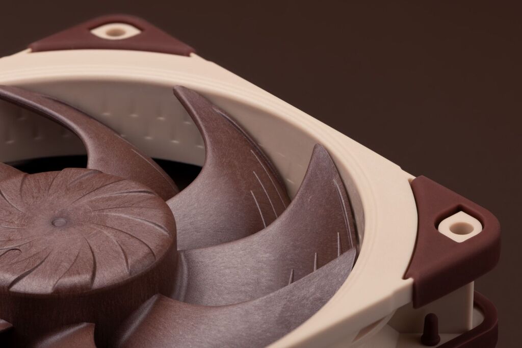 ASUS GeForce RTX 5080 Noctua Edition : la carte graphique gaming la plus silencieuse 4 noctua nf a12x25 g2 9 1