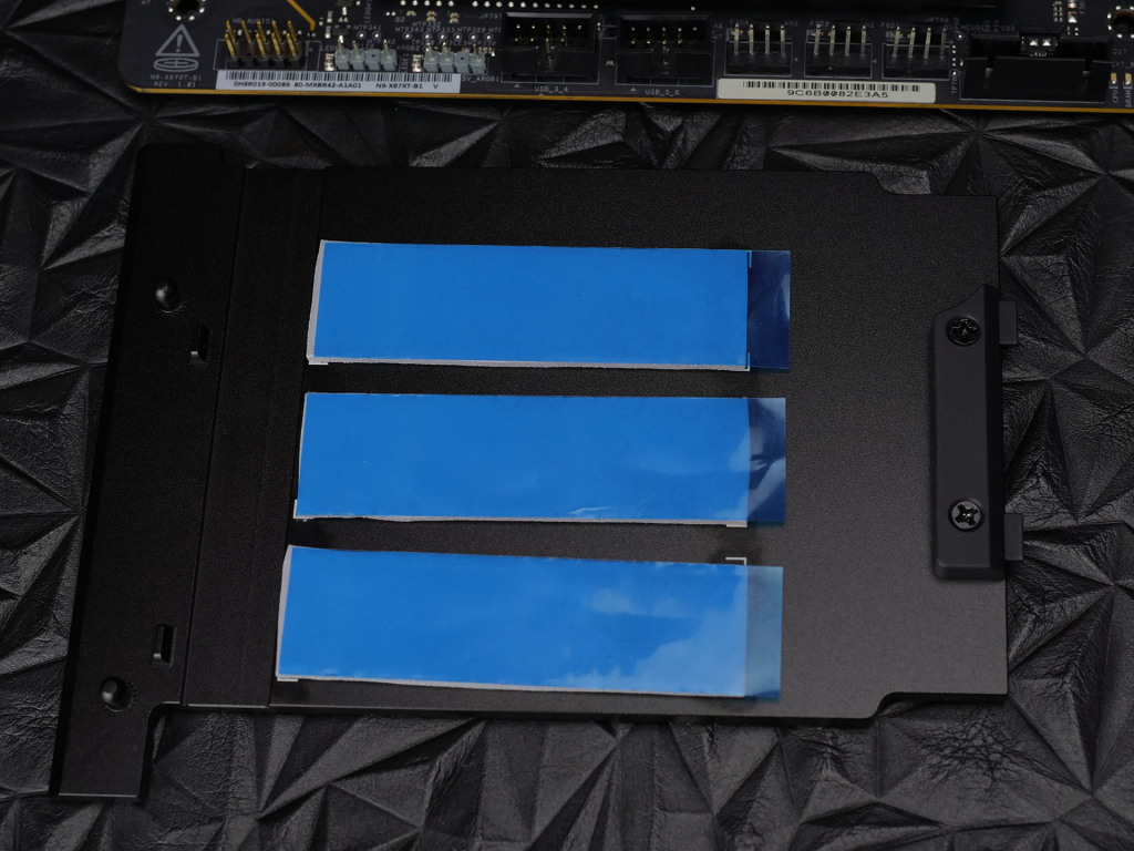 nzxt n9 x870e ssd pcie 4 heatsink thermal pads