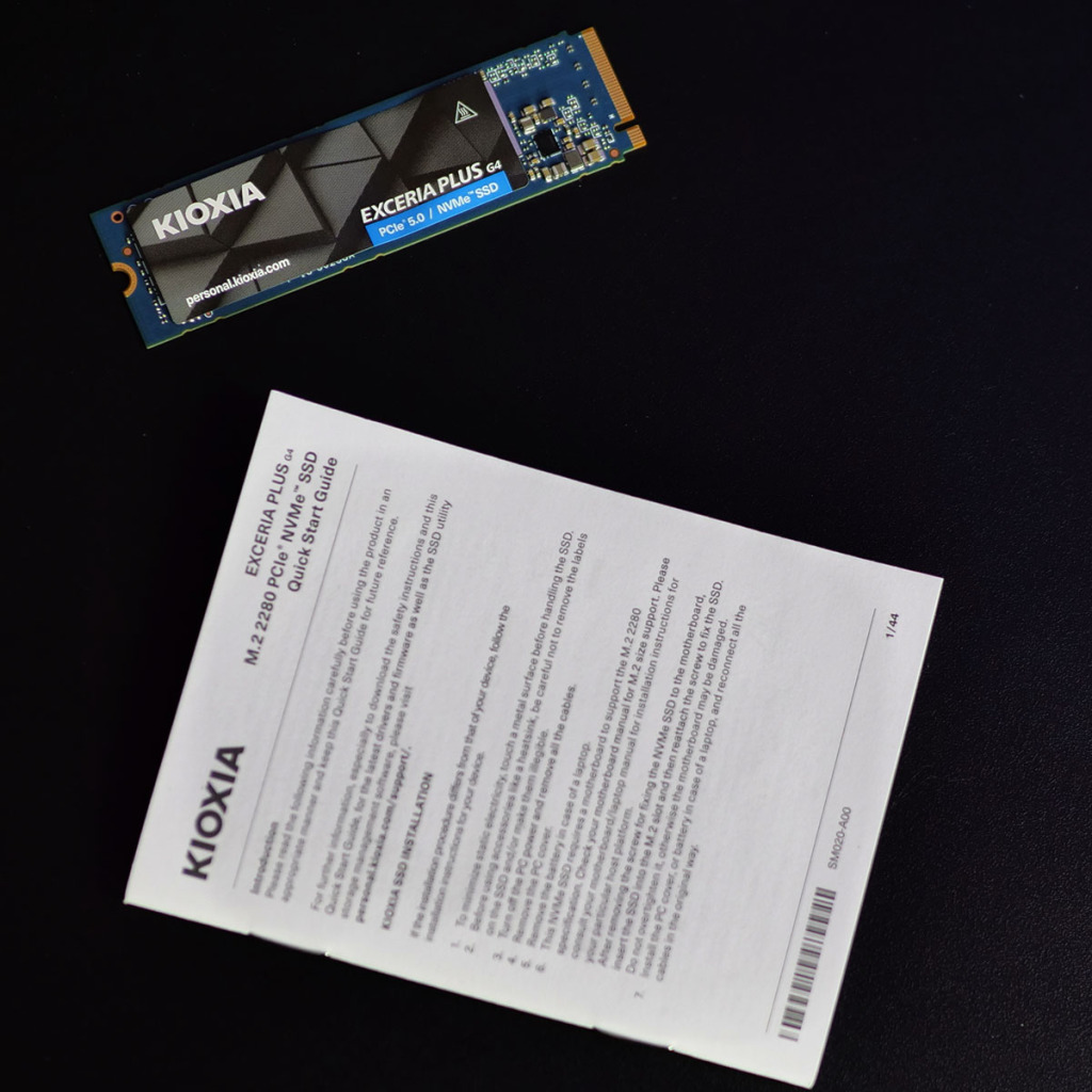 ssd kioxia exceria plus g4 box contenu