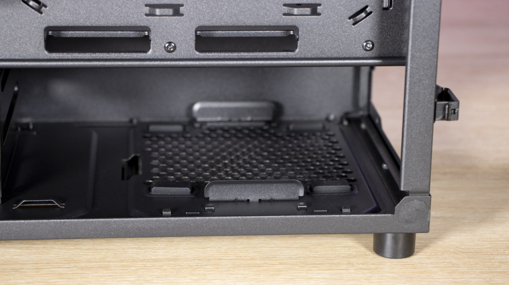 ASUS ProArt P401 emplacement alimentation