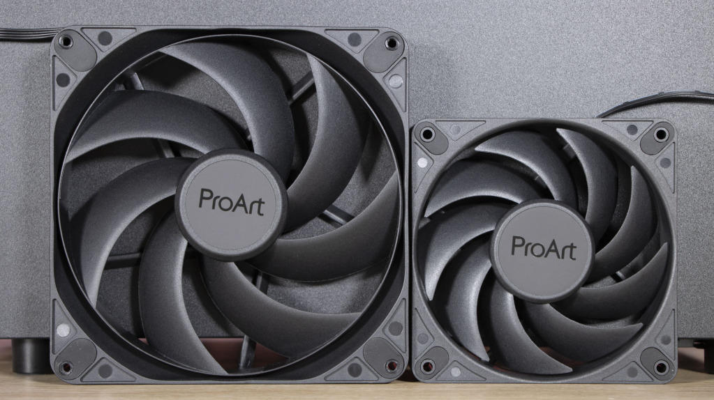 ASUS ProArt P401 ventilateurs avant