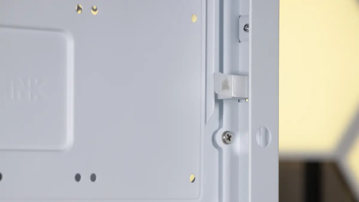 CORSAIR Frame 4500X velcros droite seconde chambre