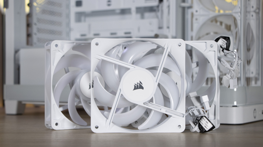 CORSAIR RS120 R ARGB arrière