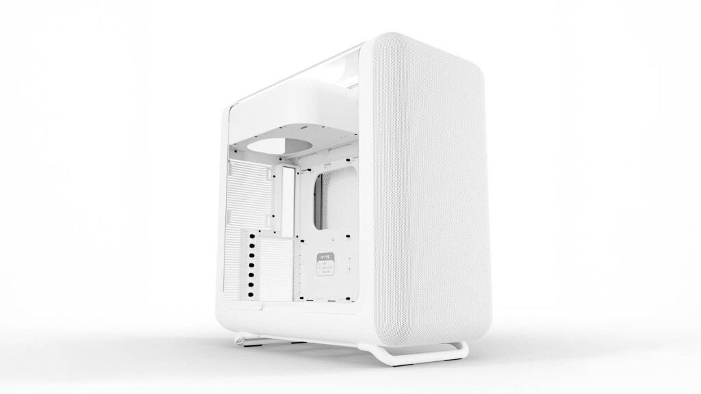 Le boîtier HYTE X50 est disponible en précommande 6 HYTE X50 blanc