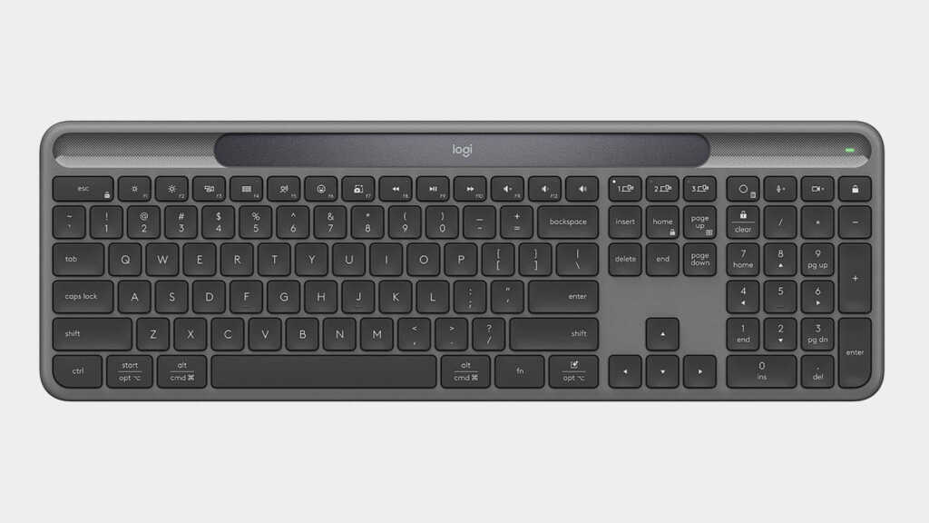 Logitech présente ses claviers Signature Slim Solar+ alimentés par la lumière 2 Logitech Signature Slim Solar+ face