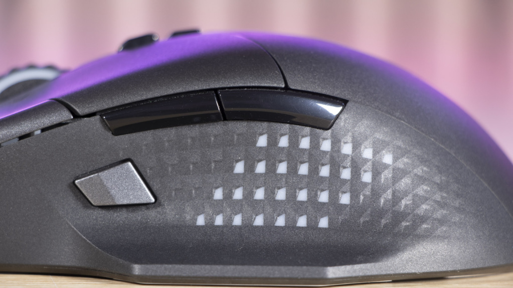 MSI Versa Pro Wireless boutons latéraux grip