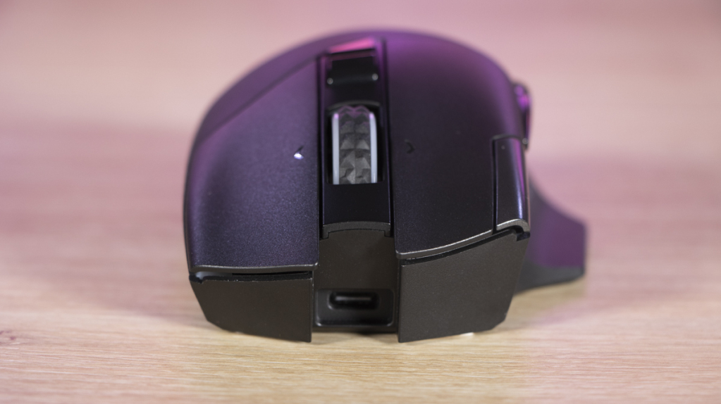 MSI Versa Pro Wireless face