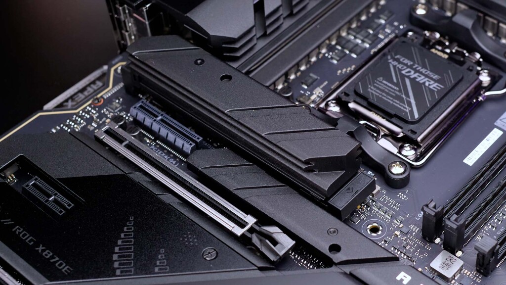 asus rog crosshair x870e apex heatsink q release